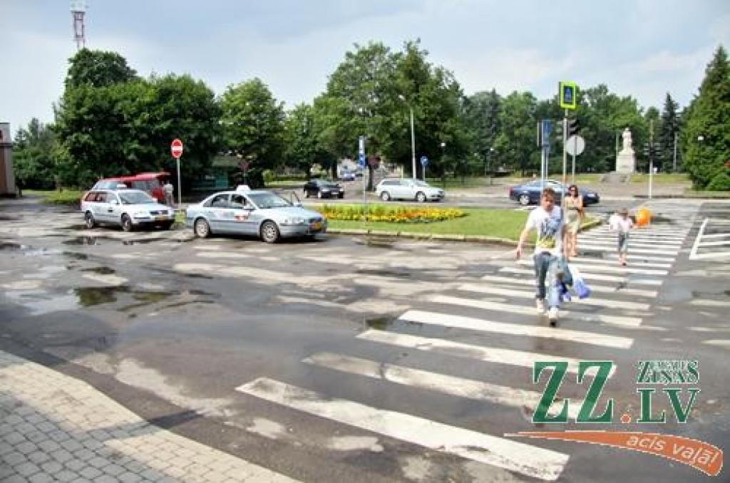 Stacijas parks nākotnē vēstīs par pilsētas vēsturi; rīko skiču konkursu