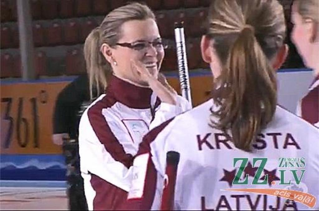 Kērlings. Latvietēm gandarījums spēlē pret Šveici
