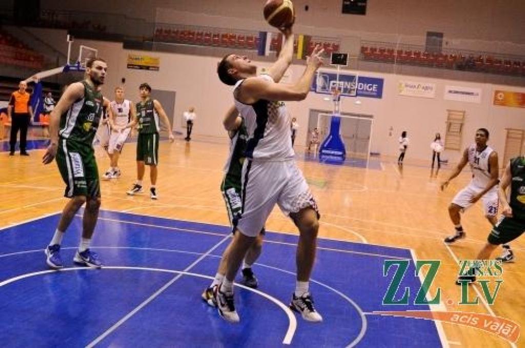 Basketbols. BK «Jelgava» zaudē Lietuvas līgas līderiem (ar foto)