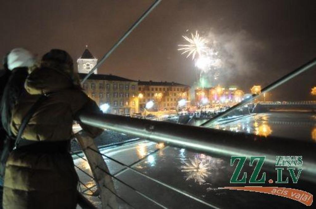 Jaungada naktī vairāki jelgavnieki sūdzējušies par kaimiņu trokšņošanu