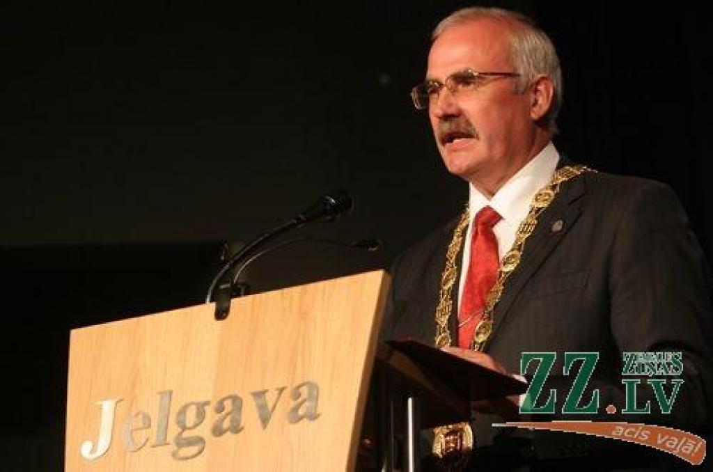Rāviņš uzskata, ka pašvaldībai pašai jālemj par balsojumu atklātumu