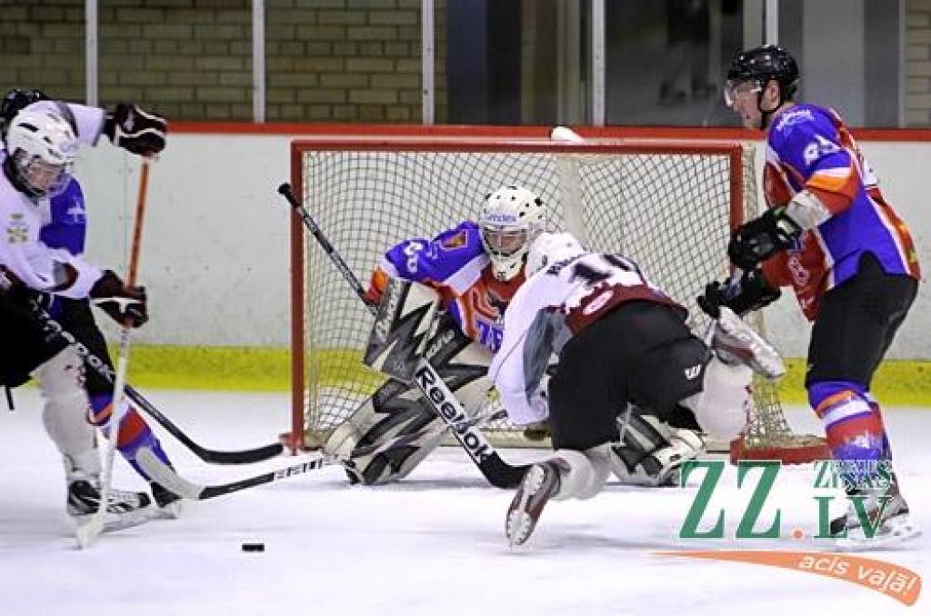 Hokejs. «Zemgale/JLSS» ar 9:2 sagrauj SK «Rīga 96» vienību