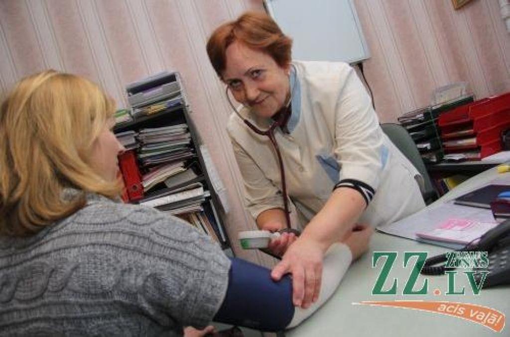 Ceturtdien «Zemgales Ziņās»: Jelgavas un novadu ģimenes ārsti protestu vietā izvēlas strādāt; Ozolniekos slavē māju renovāciju; priecājas par ziemājiem