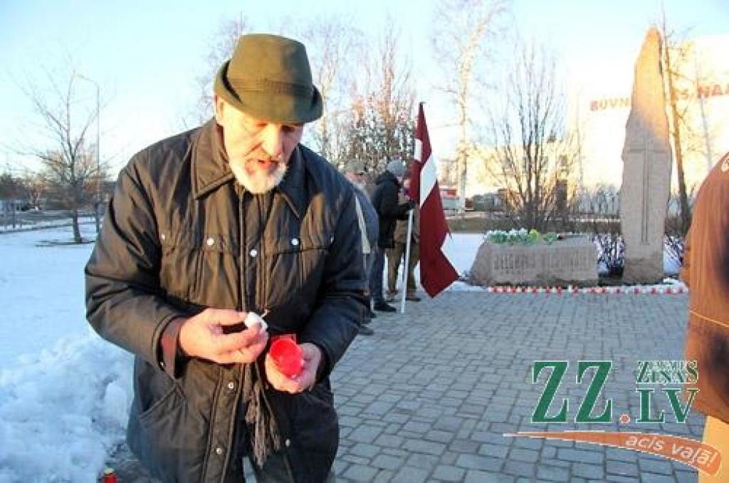 Foto: Jelgavā piemin leģionārus