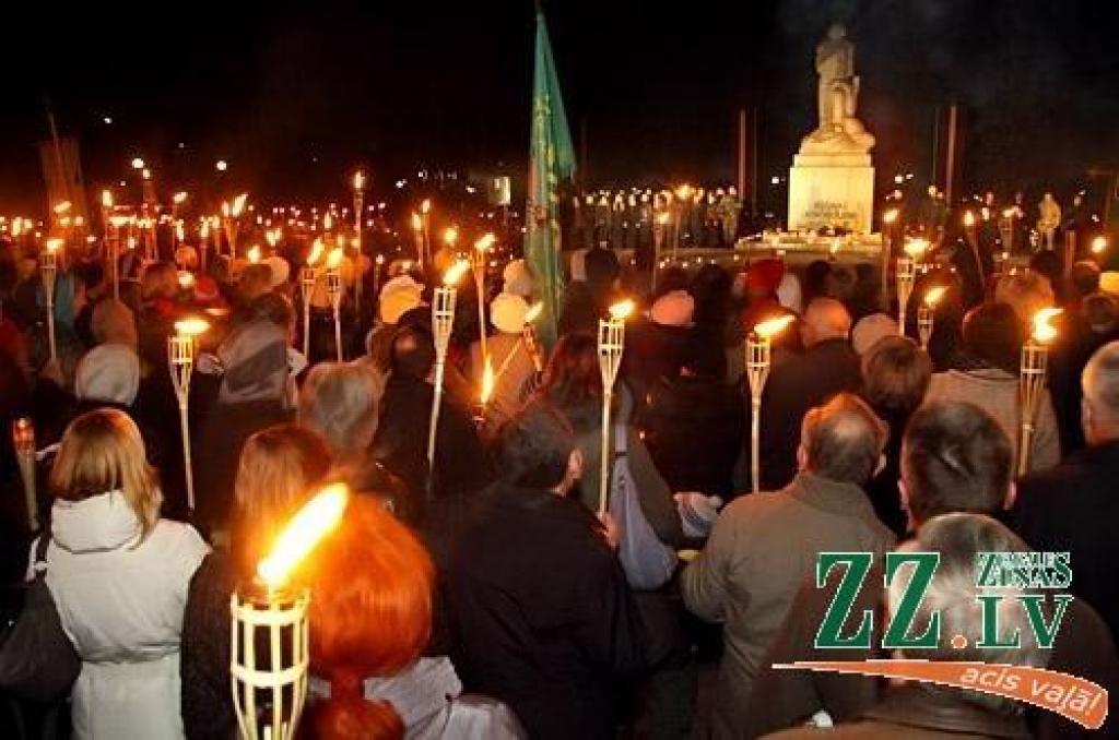 Šodien aicina lāpu gājiens un svētku koncerts
