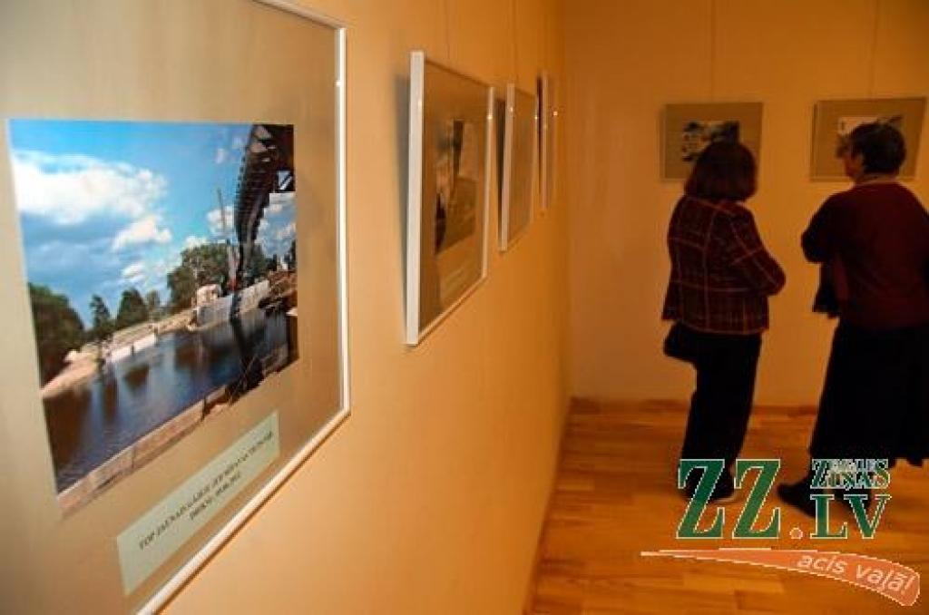 Atklāta vēsturnieka Andra Tomašūna fotoizstāde «Jelgava toreiz un tagad...»