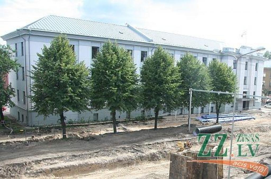Jelgavas Dome grib «nosmelt» desmito tiesu no savu uzņēmumu peļņas; pašvaldība: sākam pildīt likumu