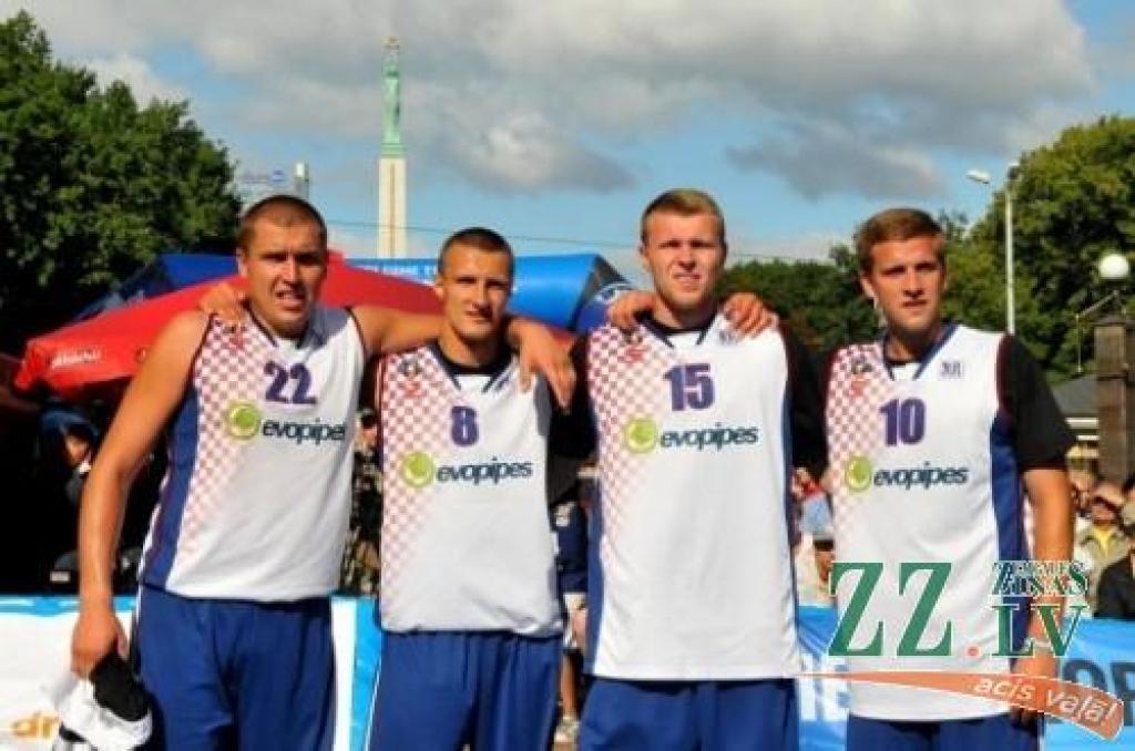 Basketbola kluba «Jelgava» kvartets dosies uz pasaules čempionātu ielu basketbolā