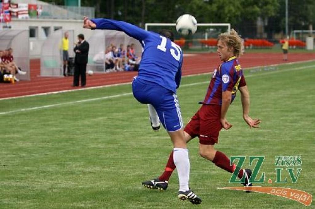 Futbols. FK «Jelgava» Latvijas kausa astotdaļfinālā spēlēs ar «Liepājas metalurgu»