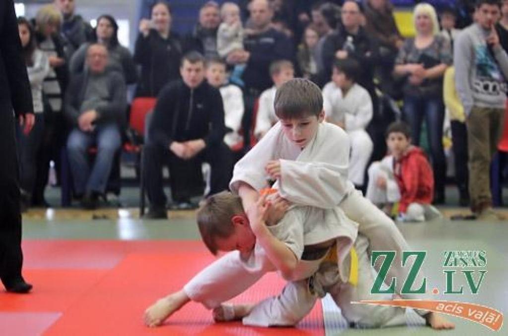 Džudo. Mājiniekiem 17 medaļas (ar foto)