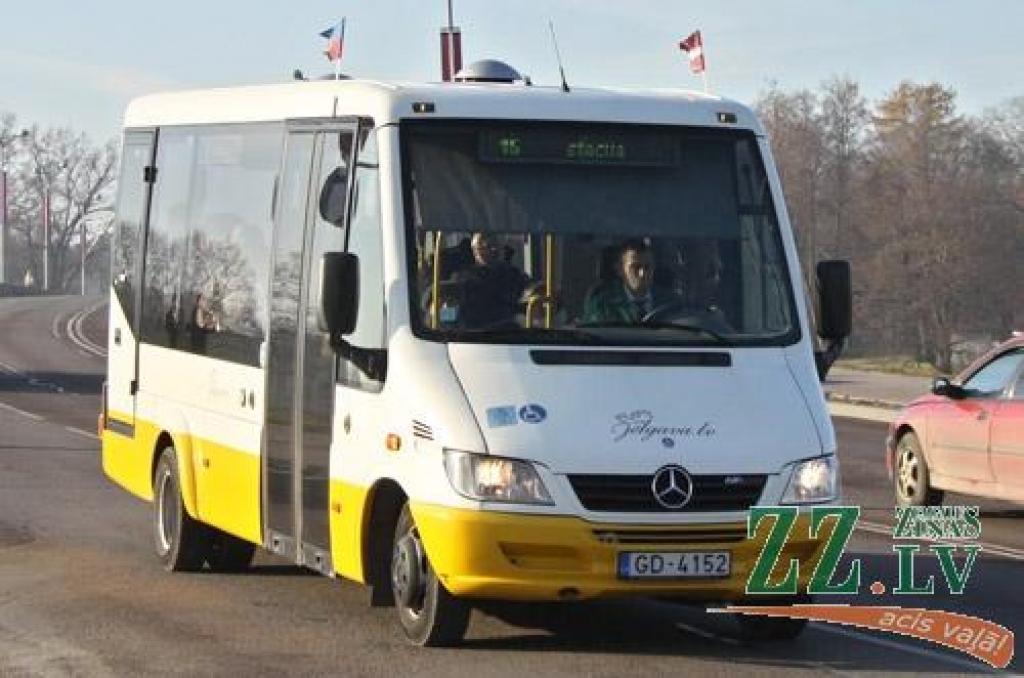 Slimo piektdaļa šoferu – JAP no rītdienas atceļ vairākus reisus