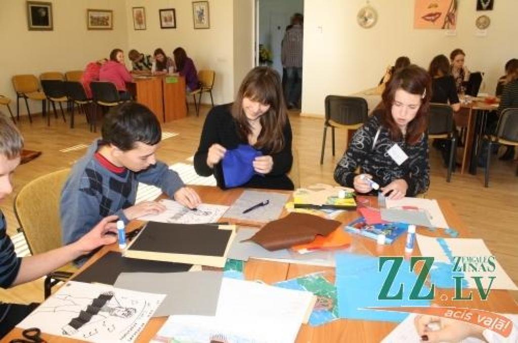 Staļģenes jaunieši sarīkojuši nometni dažādu tautību pārstāvjiem