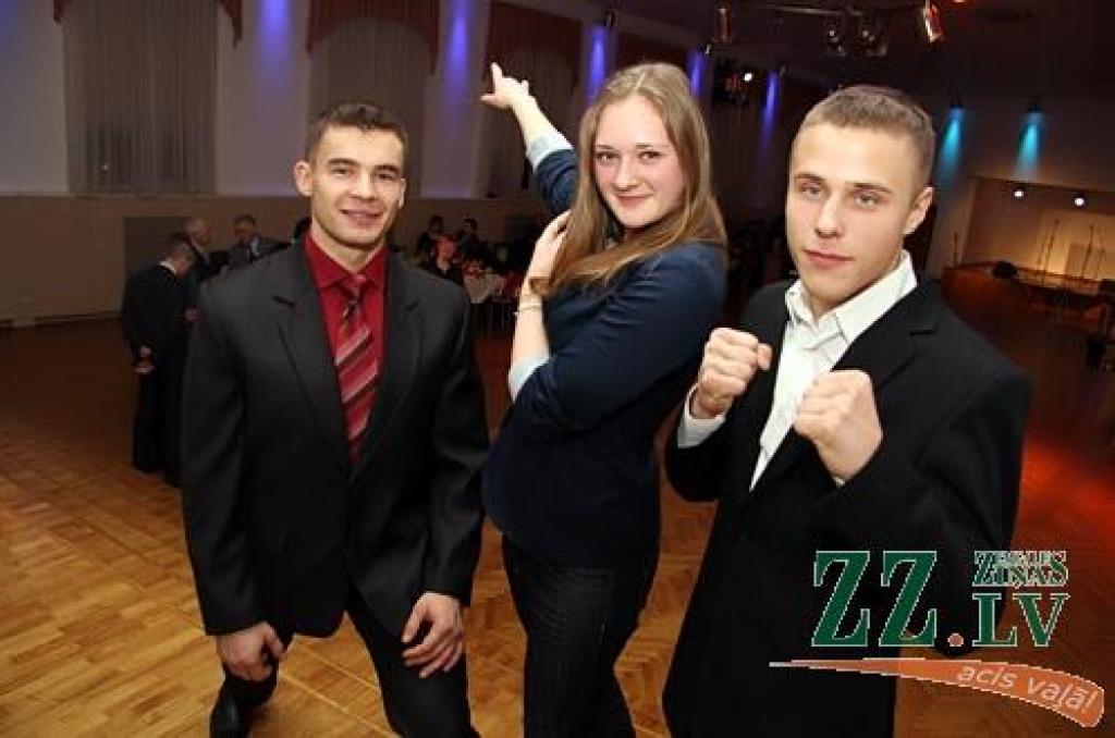 Foto: Jelgavas 2012.gada sportisti – Gatis Pranks, Aļina Fjodorova un Kalvis Kalniņš