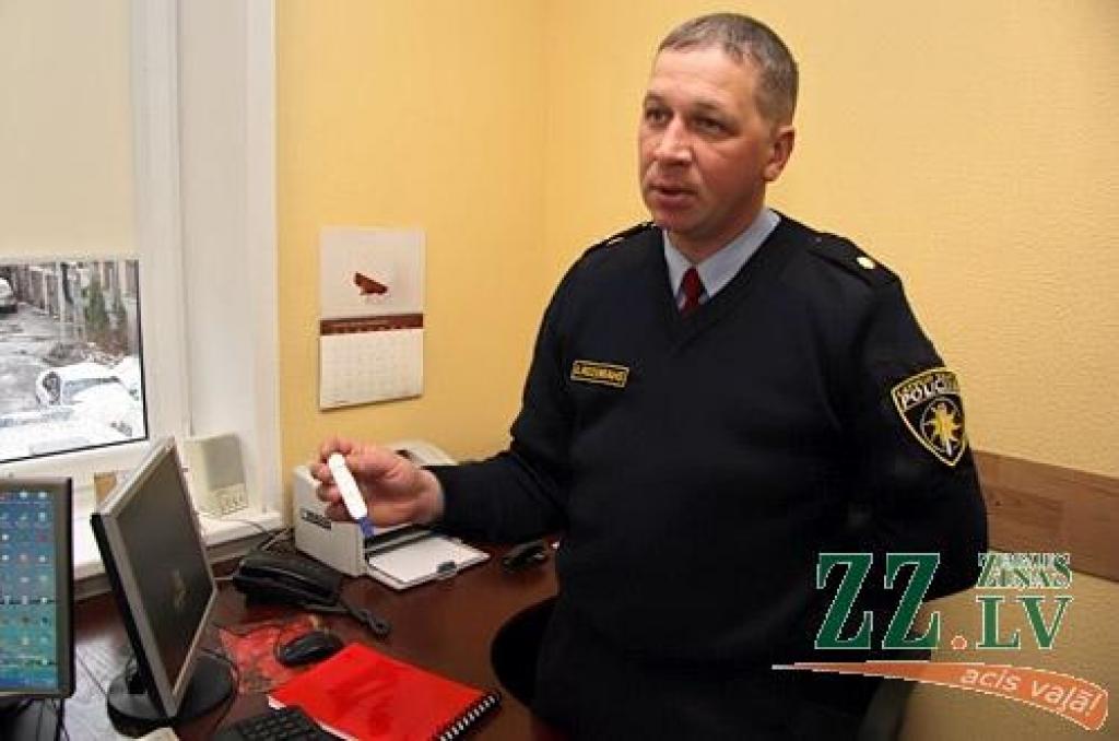 Uz ceļiem pārbaudīs ne tikai alkohola, bet arī narkotisko vielu klātbūtni organismā (precizēts)