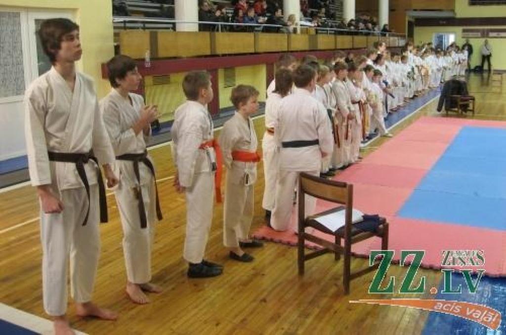 Karatē. «Shinri» nopietni gatavojas Latvijas čempionātam