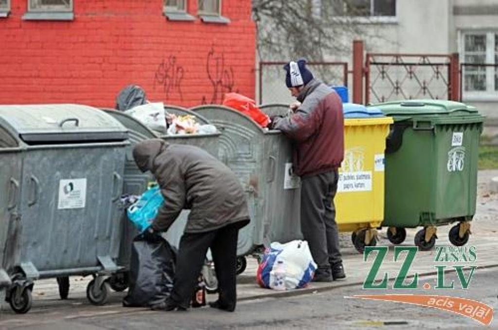 Ceturtdien «Zemgales Ziņās»: Patversme dienā ciet, bezpajumtnieki sēž lielveikalos un bibliotēkās; vecāki sadarbības vietā nereti skolā saņem morāles lasīšanu