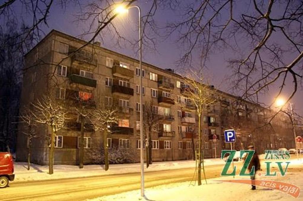 Siltinās Katoļu ielas 17.māju; citai mājai atrast būvnieku pagaidām neizdodas