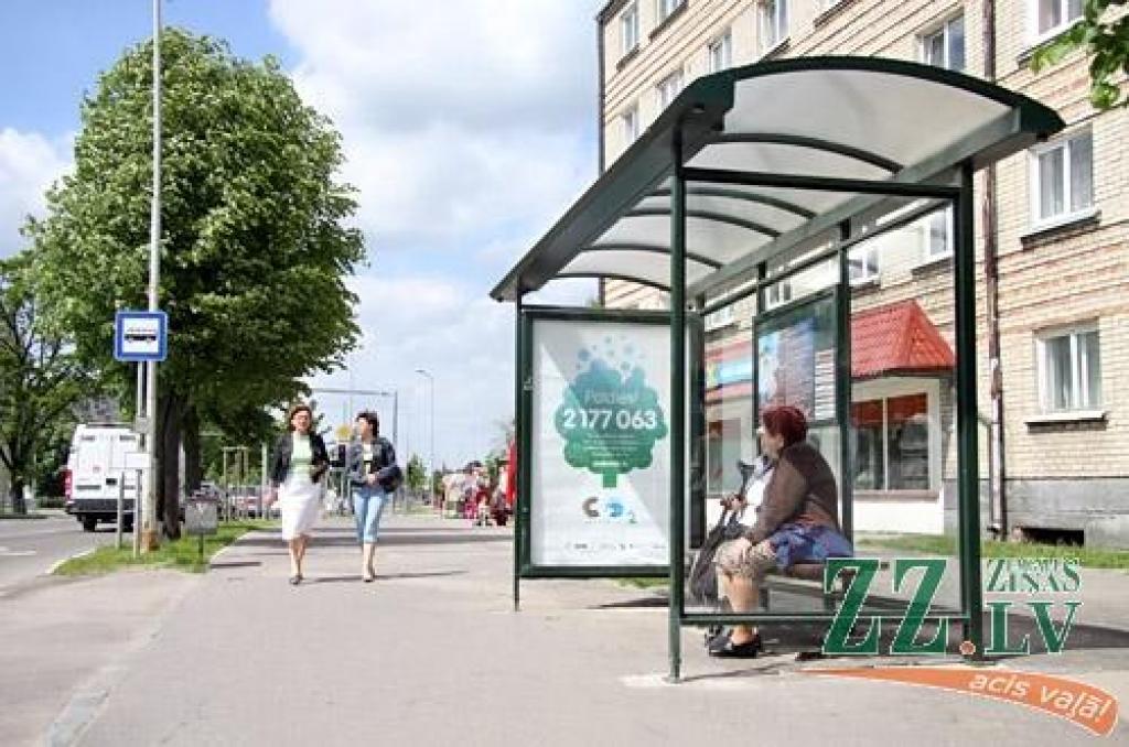 Lielajā ielā pie Dambja ielas paliks abas pieturas