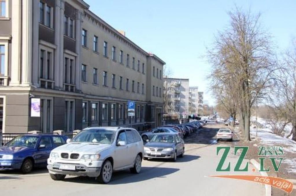 Remontēs Čakstes bulvāri posmā no Lielās līdz Ausekļa ielai