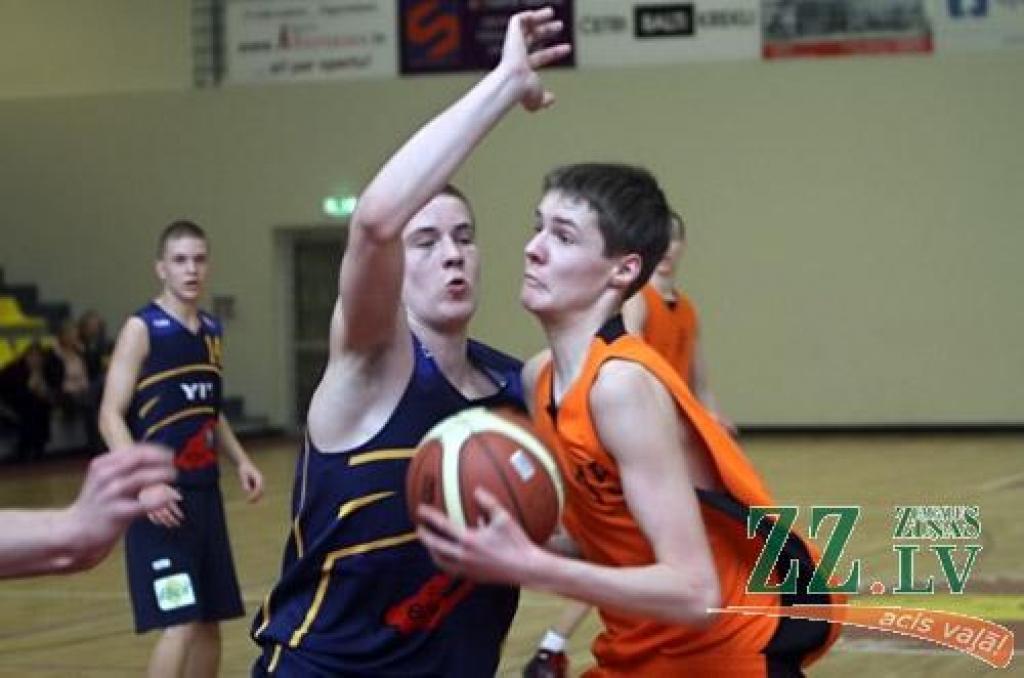 Basketbols. BS «Zemgale» jaunieši Jelgavas Sporta hallē zaudē (ar foto)