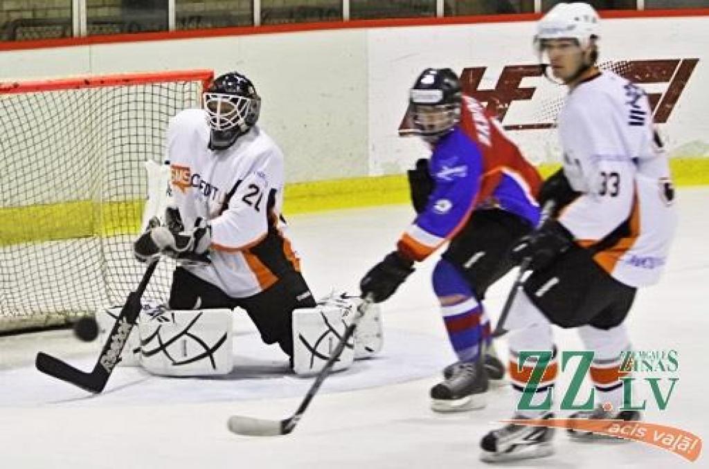 Hokejs. «Ozolnieki/Monarch» iekļūst pusfinālā, «Zemgale/JLSS» čempionāts beidzies (ar foto)