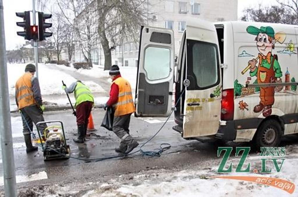 Sūdzības dēļ pagarina pieteikšanos Raiņa ielas rekonstrukcijai