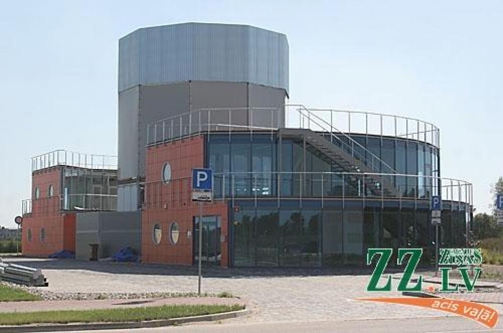 Ozols: Izredzes piedzīt 1,35 miljonus latu no Jelgavas vēja tuneļa īpašniekiem ir tuvu nullei