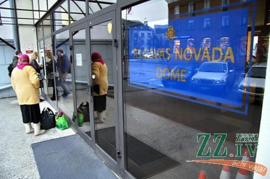 Organizēs ekspertīzi nesen siltinātajām un atkusnī sabojātajām Kalnciema ēkām