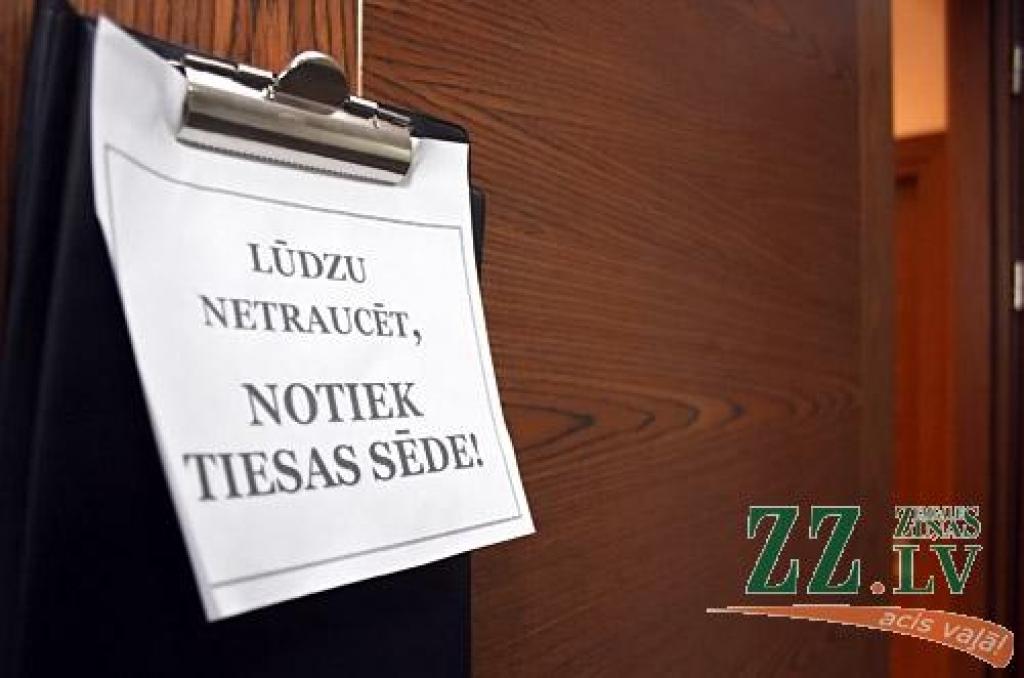 Jelgavas tiesu darbinieki prasa vienlīdzīgu atalgojumu un sola streikot; tiesu darbs var apstāties