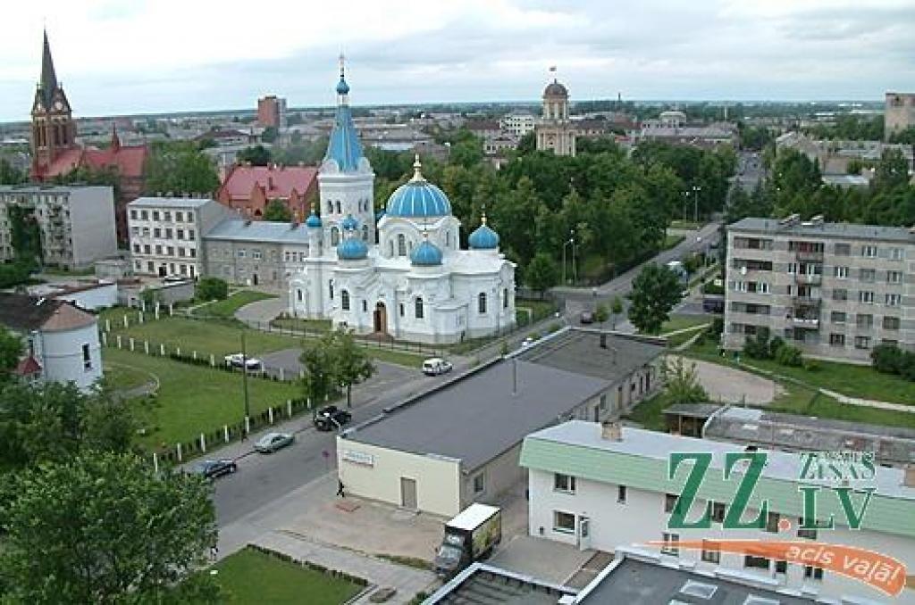 Meklē un apkopo tūrisma gidus Jelgavai un tās apkārtnei
