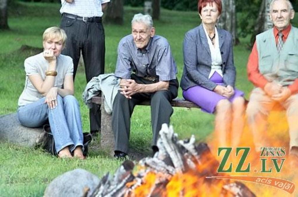 Pie atmiņu ugunskura Svētbirzē