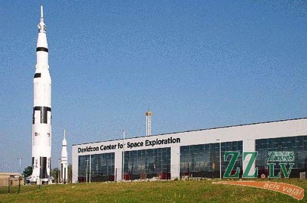 Jelgavniece Anna Cirmane piedalās ASV Kosmosa centra mācībās