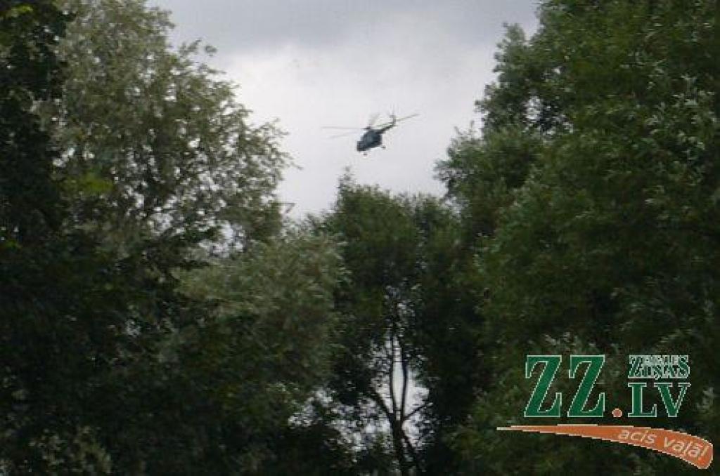 Melnā helikoptera saimnieki nav noskaidroti
