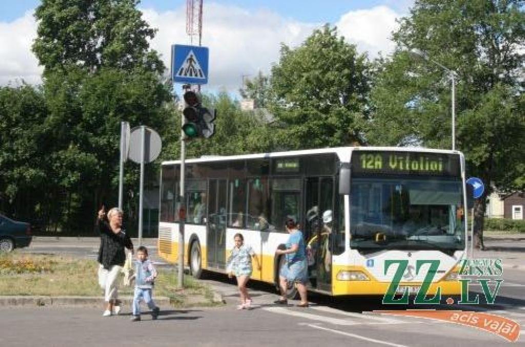 Būs divas jaunas autobusu pieturvietas