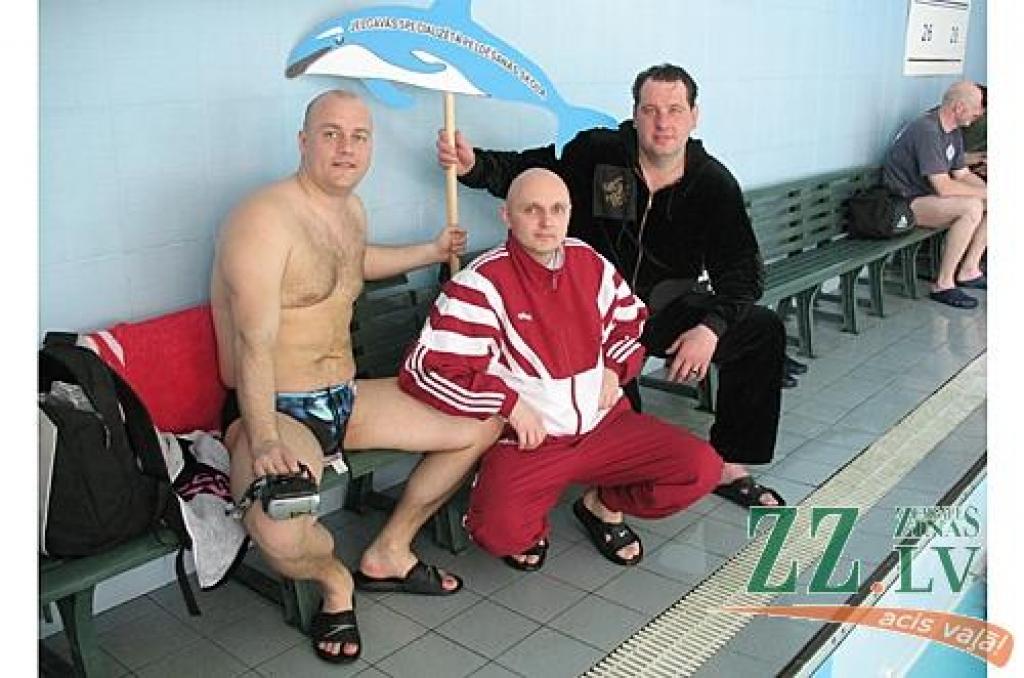 Peldēšanas veterāni izcīna godalgas Šauļos