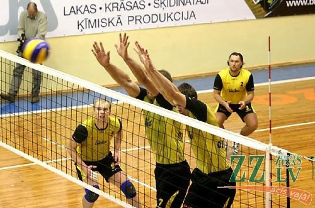 «Ozīši» izcīna uzvaru
