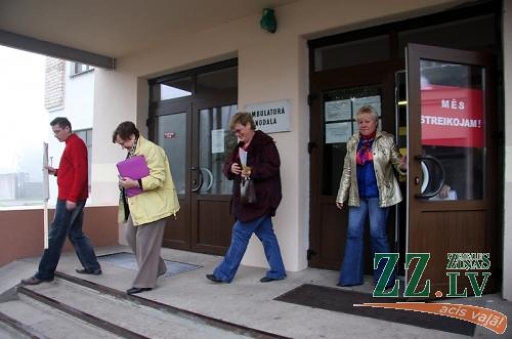 Pie Saeimas piketēs arī jelgavnieki