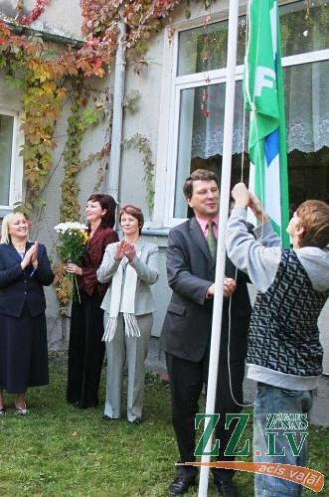 Aizupē plīvos zaļais karogs
