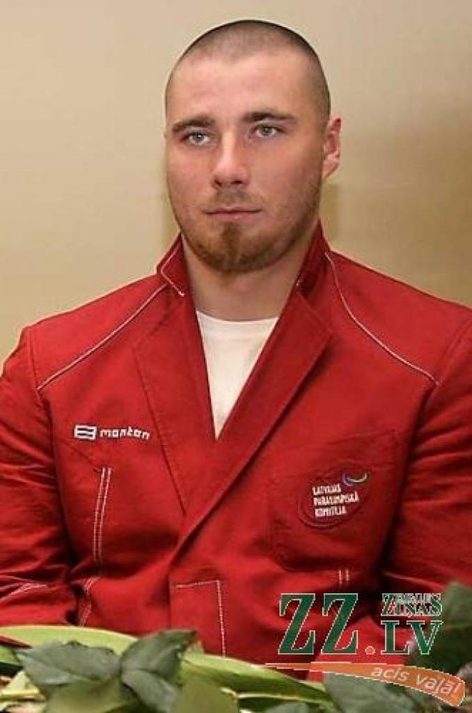 Par prēmijām sportistiem vēl lems
