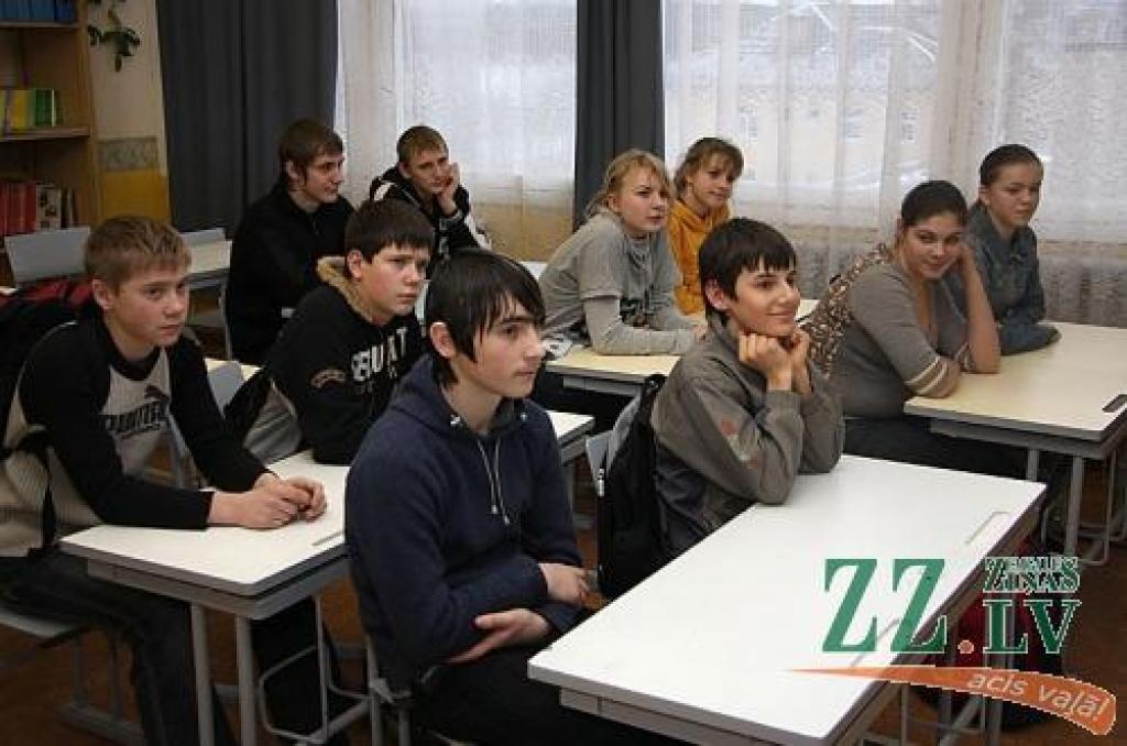 Trūkst fizikas un matemātikas skolotāja