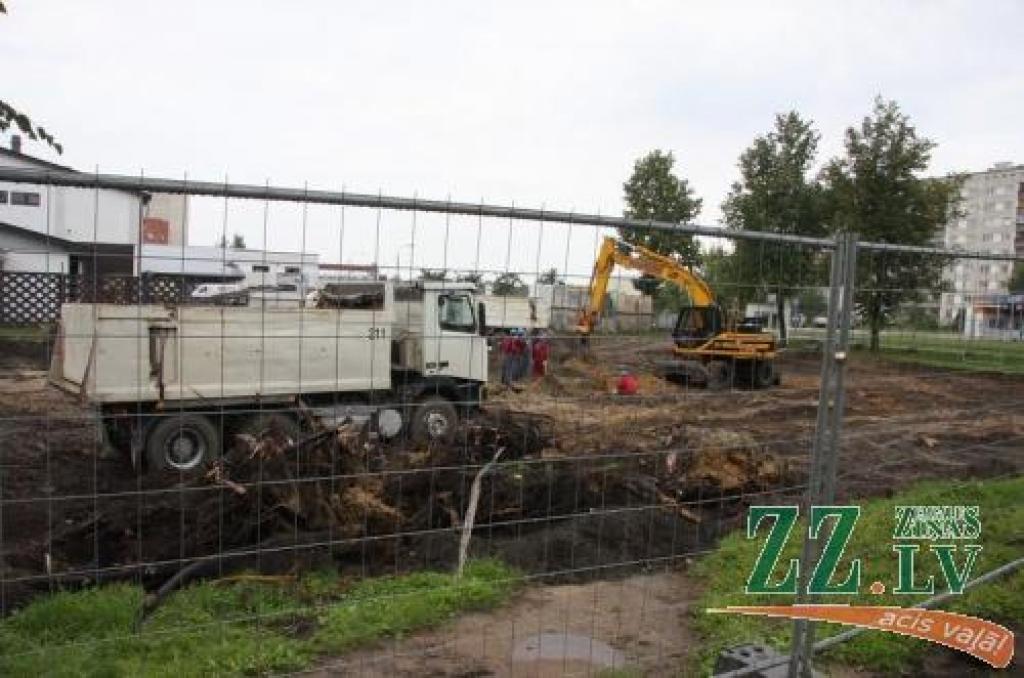 Top vēl viens daudzdzīvokļu nams