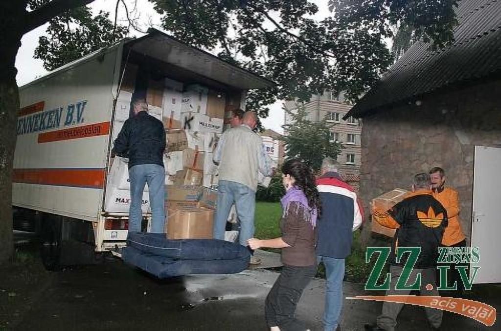 Holandieši atgriežas ar palīdzību