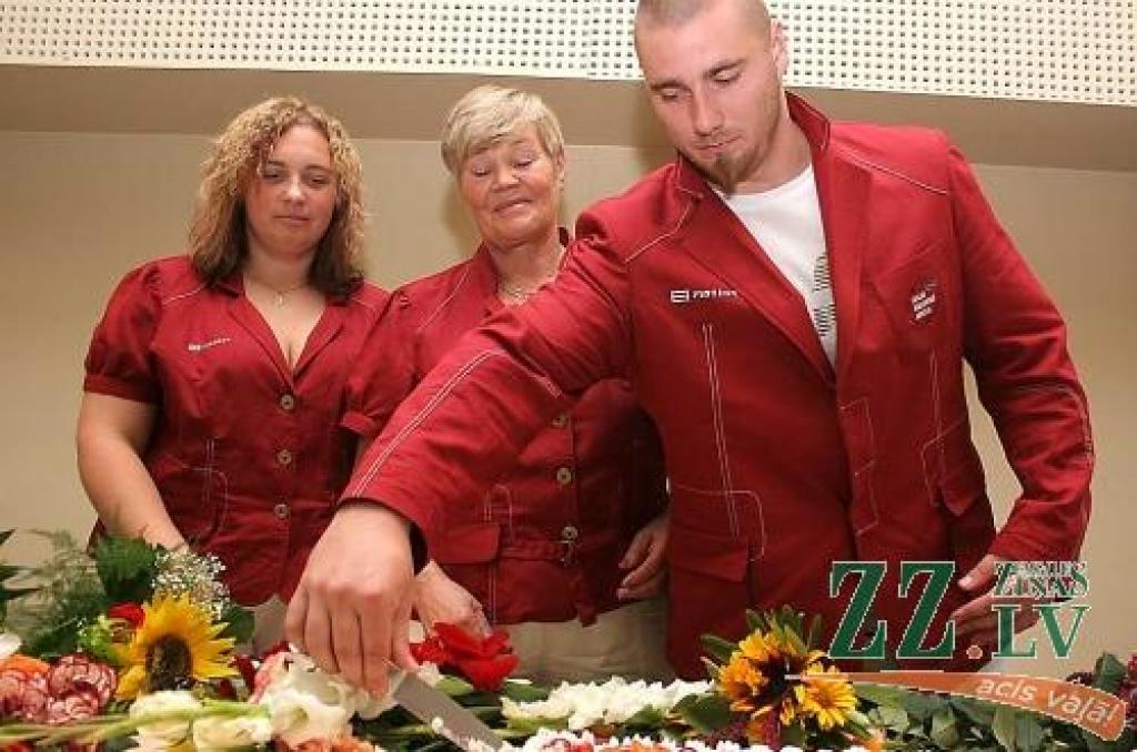 Pekina turpināsies jau septembrī