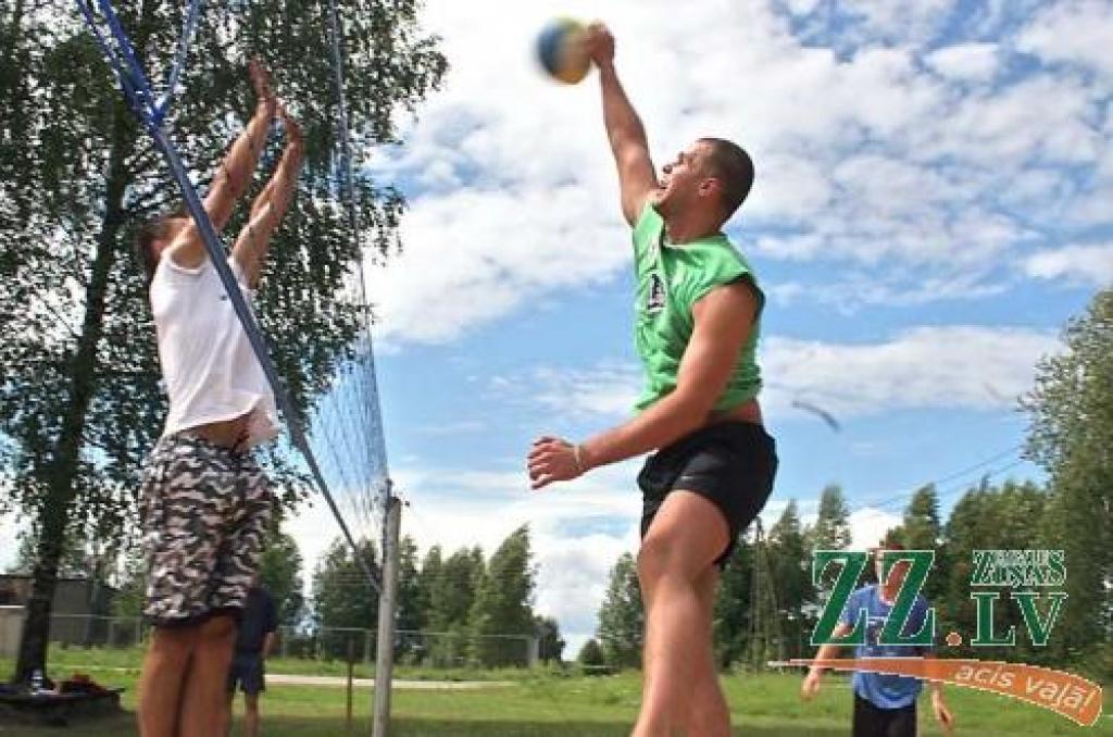 Volejbums Valgundē