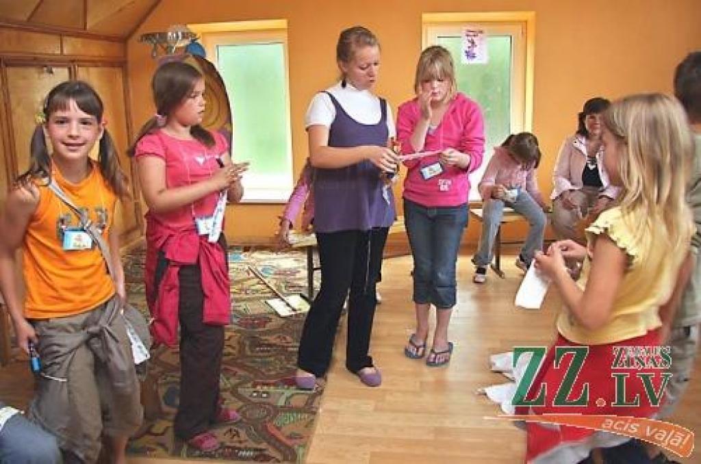 Skola fiestas noskaņās