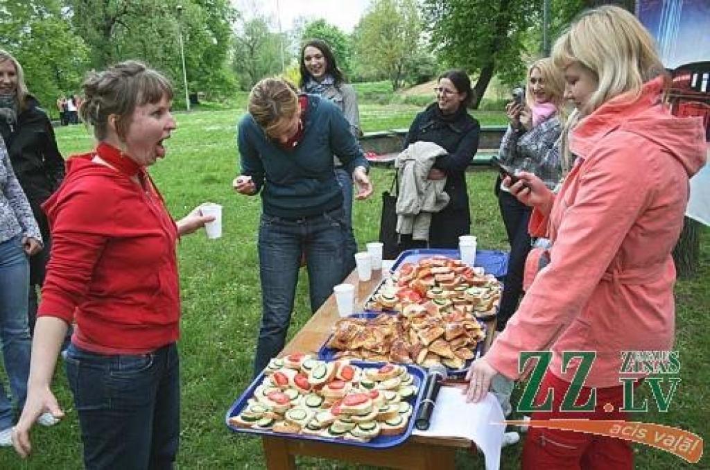 SZF studenti noslēdz LLU fakultāšu dienas