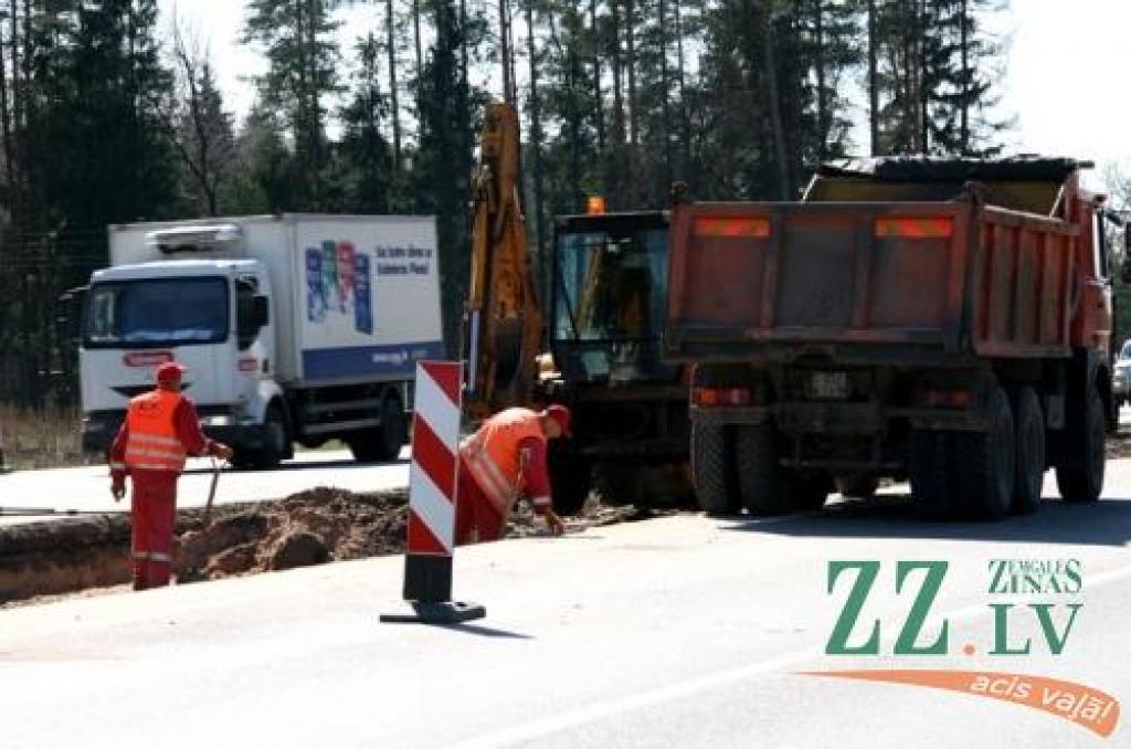 Krustojumā uzstādīs luksoforu
