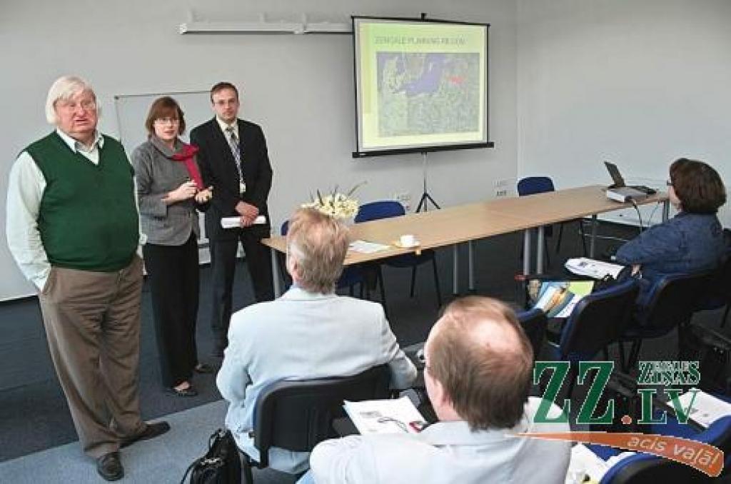 Somi iepazīstas ar Jelgavu