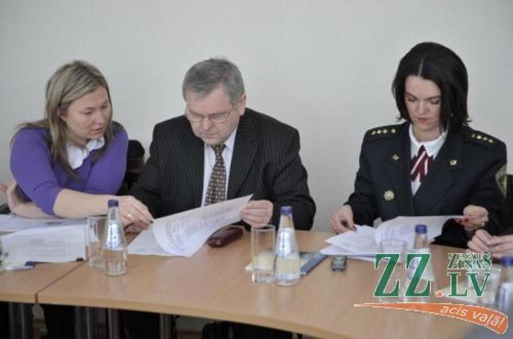 Bez sabiedrības palīdzības neiztikt
