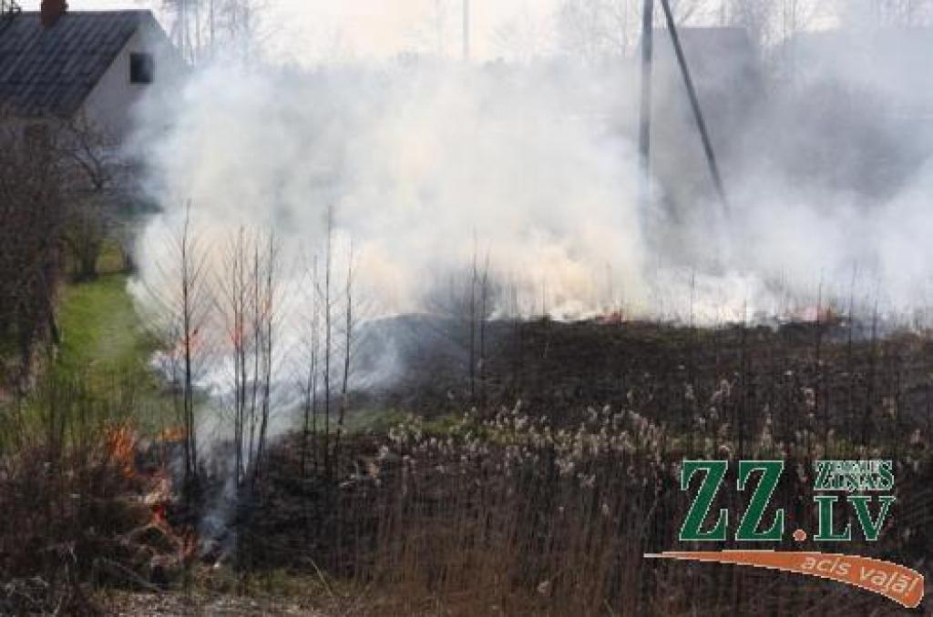 Kūlas dedzināšana atsākusies